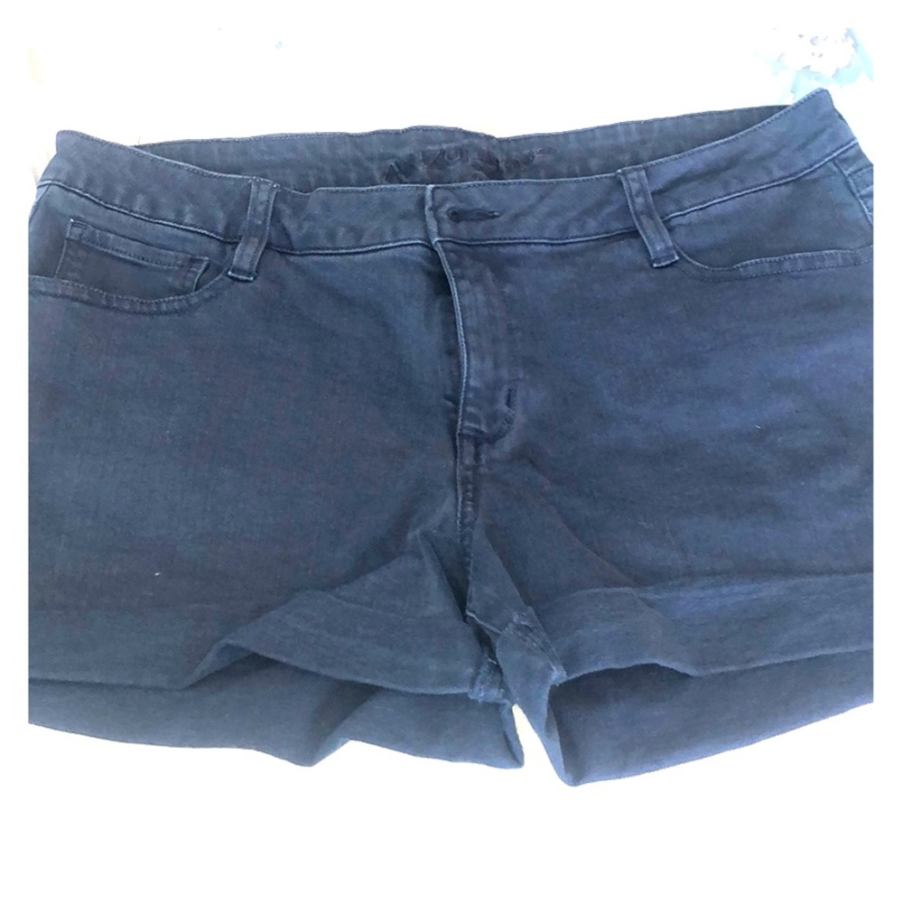 Cuffed shorts